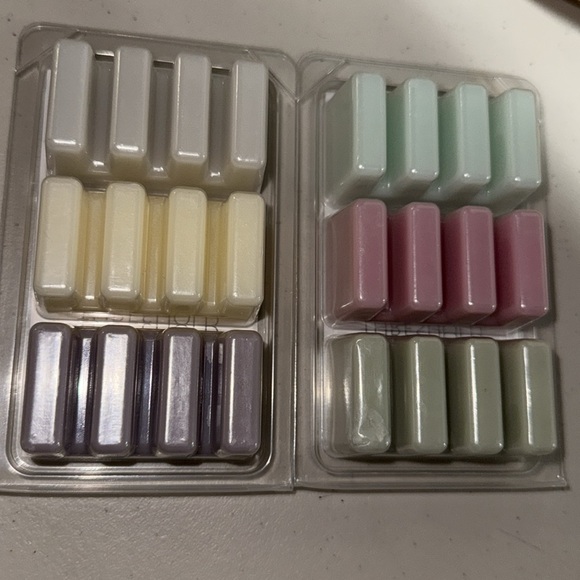 Ceramic Sanded Tabletop Wax Warmer and two 12-count scented melts NWOT - Picture 11 of 13